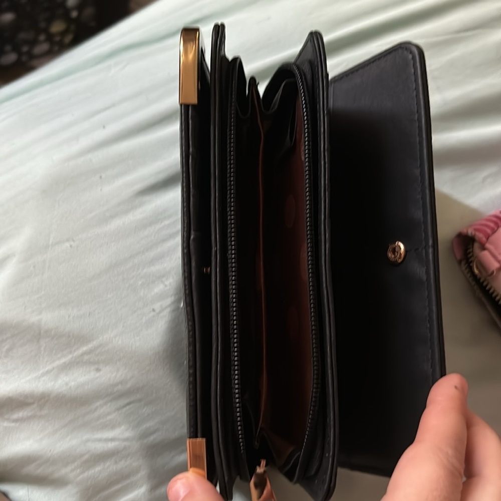 Jack Pot Bundle! Two Wallets For 35 - image 5